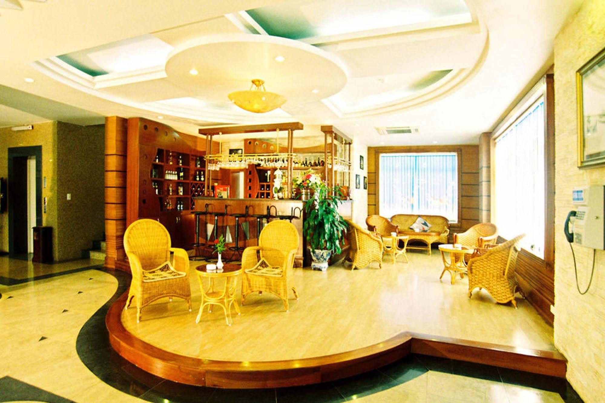 Camela Hotel & Resort Hai Phong Esterno foto